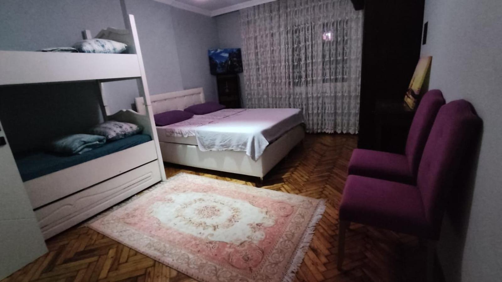 Au Sous Sol No 1 Apartament *