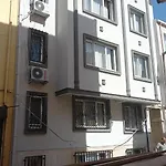Appartement Au Sous Sol No 1